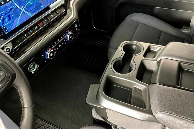 Photo of 2022 Onyx Black GMC Sierra 1500