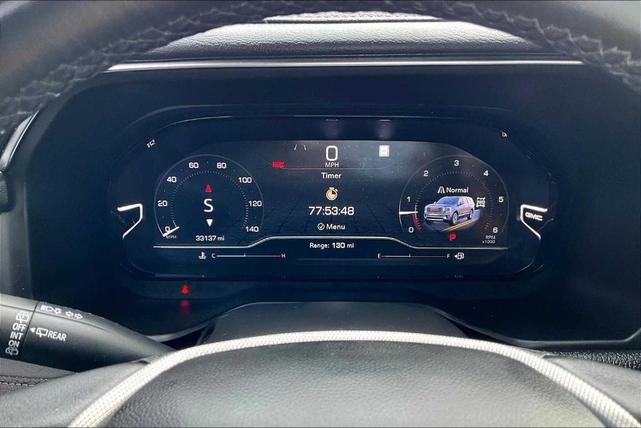 Photo of 2022 White Frost Tri-Coat GMC Yukon