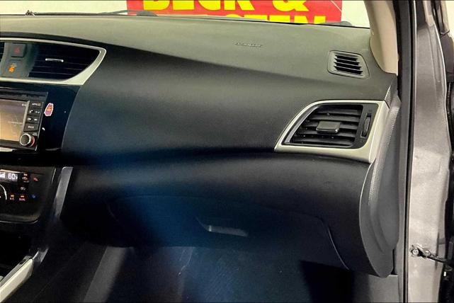 Photo of 2018 Gun Metallic Nissan Sentra