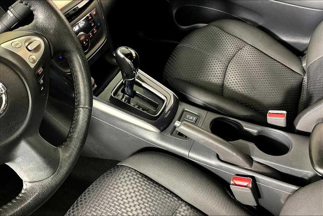 Photo of 2018 Gun Metallic Nissan Sentra