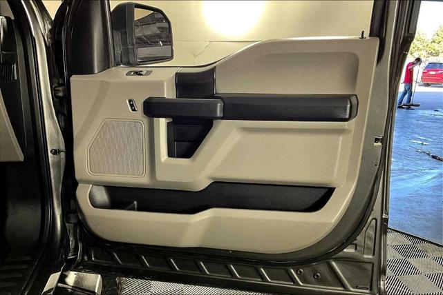 Photo of 2018 Magnetic Metallic Ford F-150