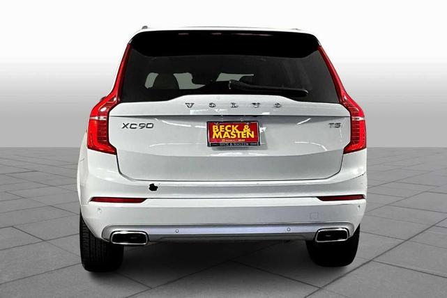Photo of 2020 Crystal White Metallic Volvo XC90