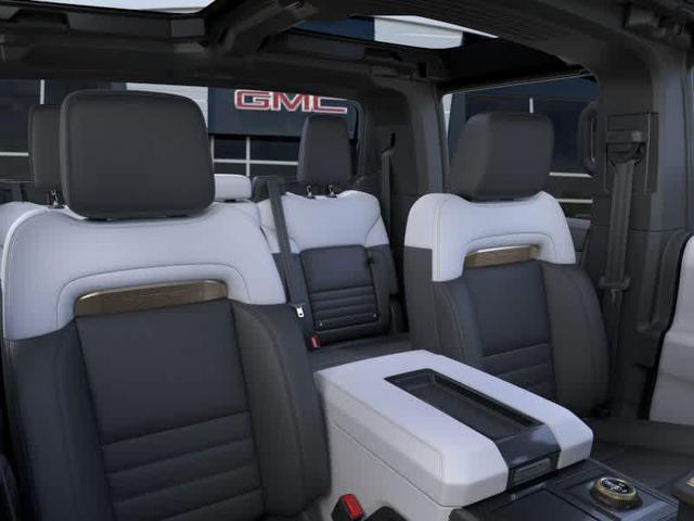 Photo of 2025 White GMC HUMMER EV Pickup