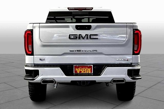 Photo of 2025 Summit White GMC Sierra 1500