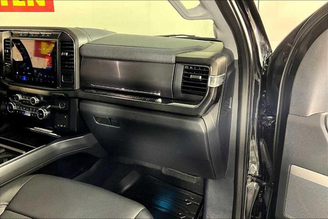 Photo of 2024 Agate Black Metallic Ford F-250