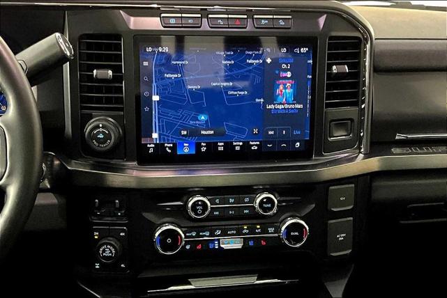 Photo of 2024 Agate Black Metallic Ford F-250