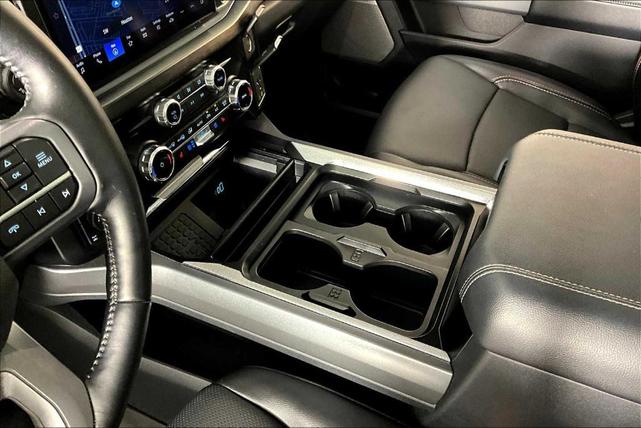 Photo of 2024 Agate Black Metallic Ford F-250