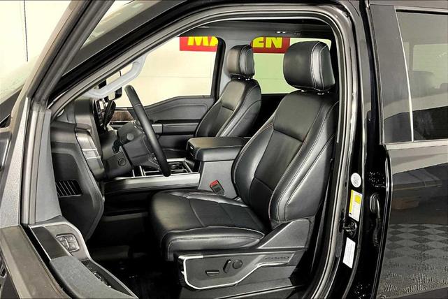 Photo of 2024 Agate Black Metallic Ford F-250