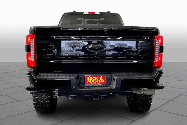Photo of 2024 Agate Black Metallic Ford F-250
