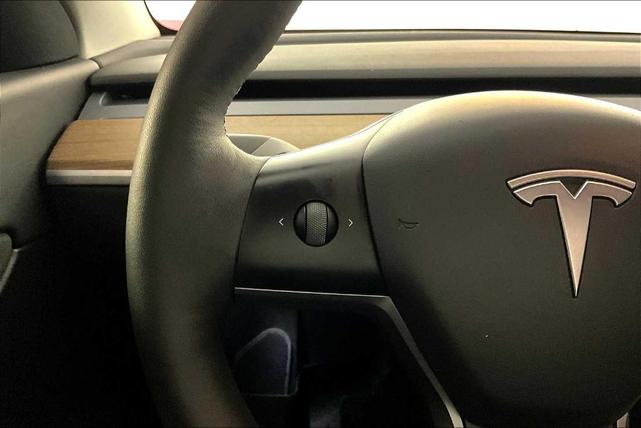 Photo of 2022 Black Tesla Model Y