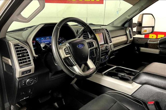 Photo of 2017 White Gold Metallic Ford F-250