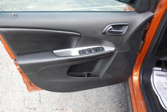 Photo of 2011 Orange Dodge Journey