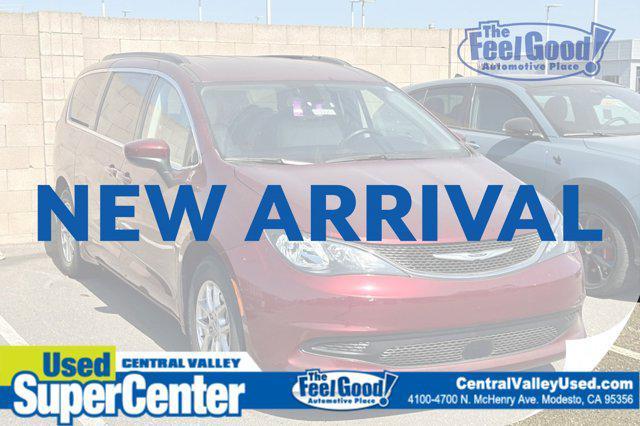 2021 Chrysler Voyager