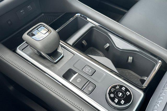 Photo of 2025 Gun Metallic Nissan Pathfinder