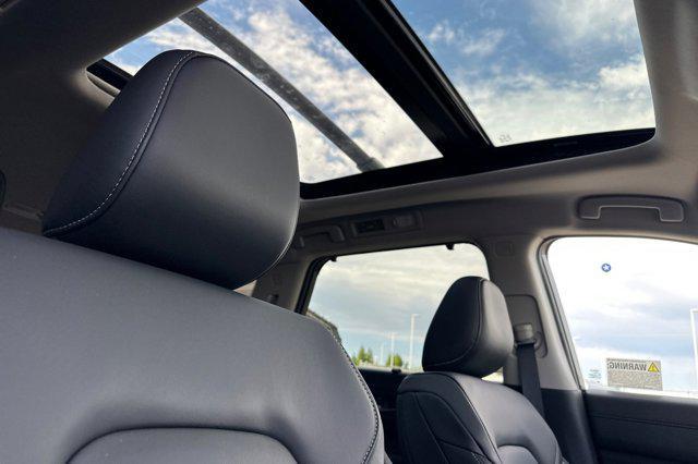 Photo of 2025 Gun Metallic Nissan Pathfinder