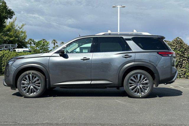 Photo of 2025 Gun Metallic Nissan Pathfinder