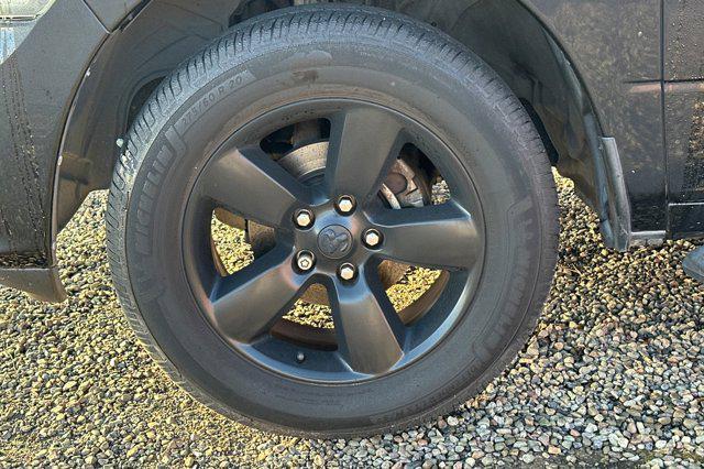 Photo of 2014 Black Clearcoat RAM 1500
