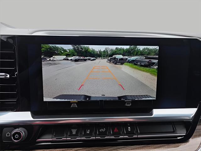 Photo of 2024 Summit White Chevrolet Silverado 2500