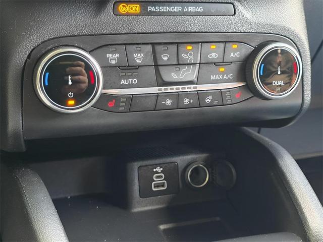Photo of 2024 Gray Metallic Ford Escape