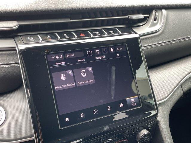 Photo of 2025 Silver Zynith Jeep Grand Cherokee L