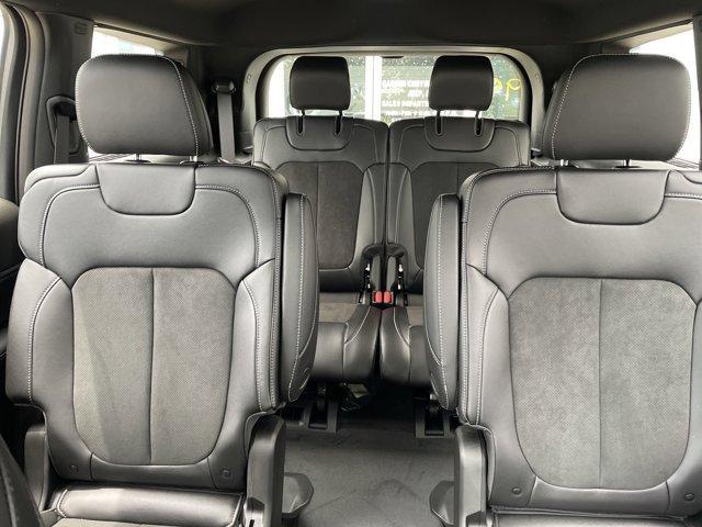 Photo of 2025 Silver Zynith Jeep Grand Cherokee L