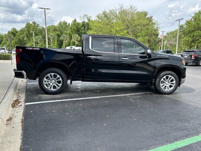Photo of 2025 Black Chevrolet Silverado 1500