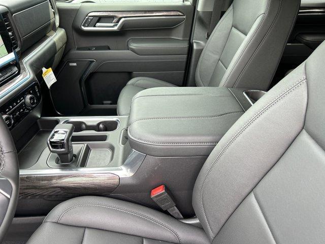 Photo of 2025 Black Chevrolet Silverado 1500