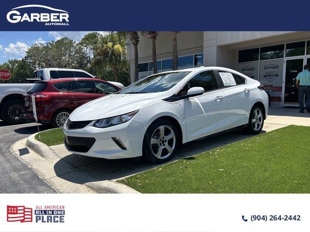 Photo of 2017 Summit White Chevrolet Volt