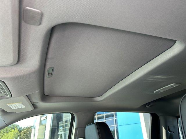 Photo of 2025 White Frost Tri-Coat GMC Sierra 2500