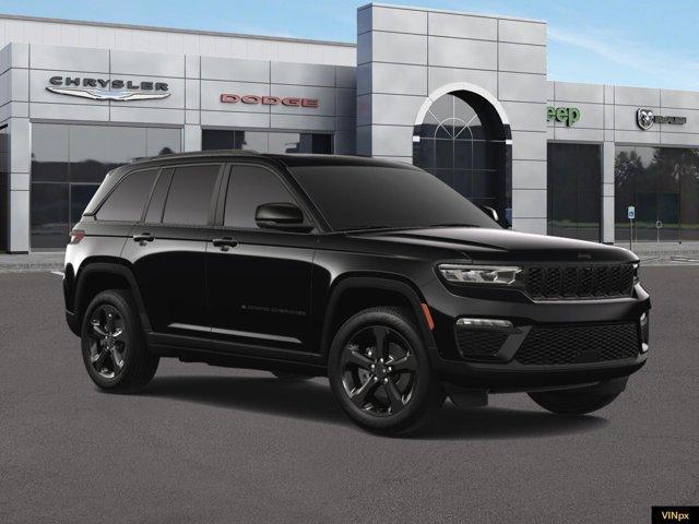 Photo of 2025 Diamond Black Jeep Grand Cherokee