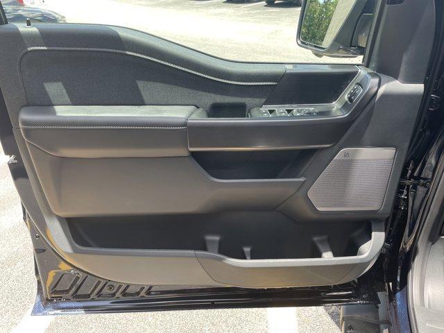 Photo of 2025 Blue Metallic Ford F-150