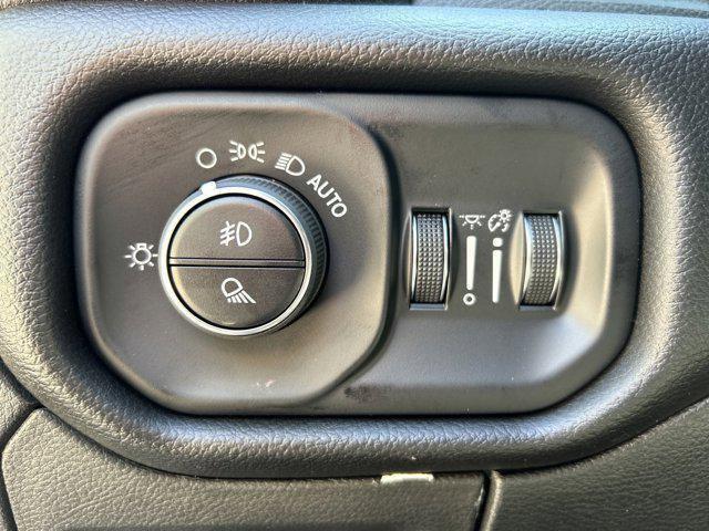Photo of 2025 Granite Crystal Clearcoat Metallic RAM 1500