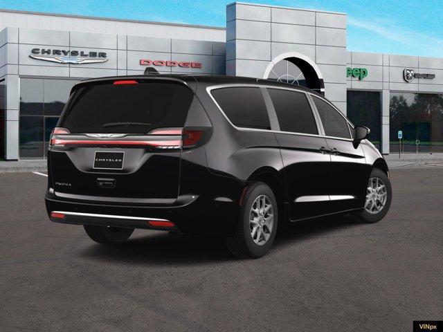 Photo of 2025 Diamond Black Chrysler Pacifica