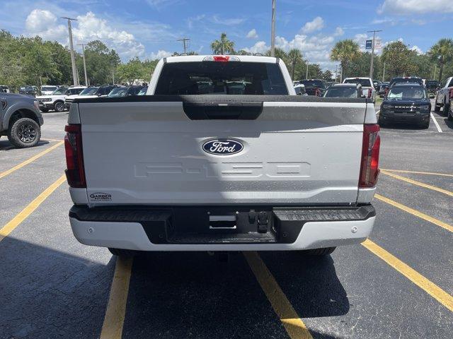 Photo of 2025 Oxford White Ford F-150