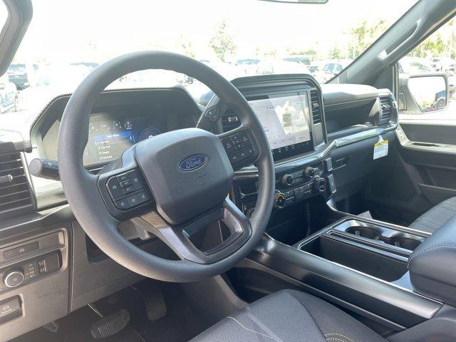Photo of 2025 Oxford White Ford F-150