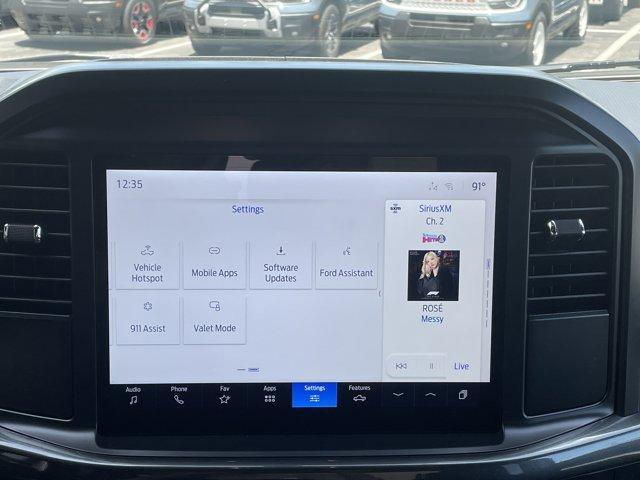 Photo of 2025 Oxford White Ford F-150