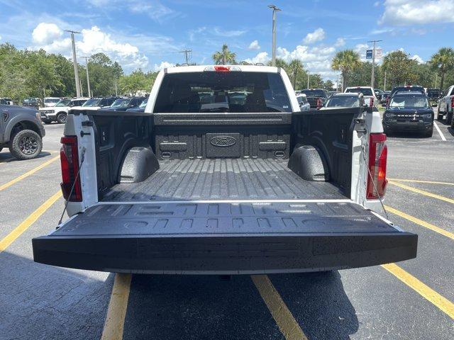 Photo of 2025 Oxford White Ford F-150