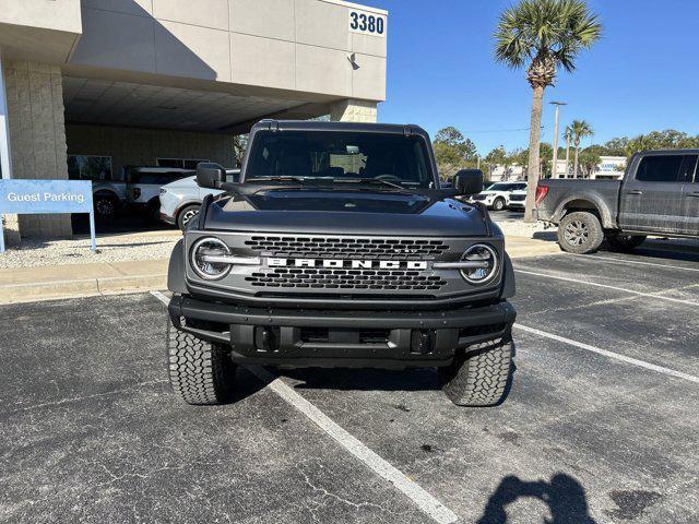 Photo of 2025 Gray Metallic Ford Bronco