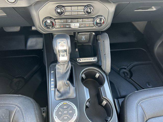 Photo of 2025 Gray Metallic Ford Bronco