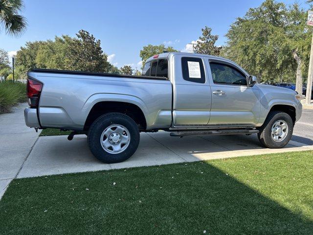 Photo of 2022 Silver Toyota Tacoma