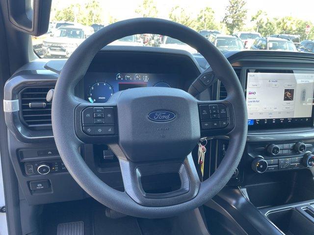 Photo of 2025 White Metallic Ford F-150