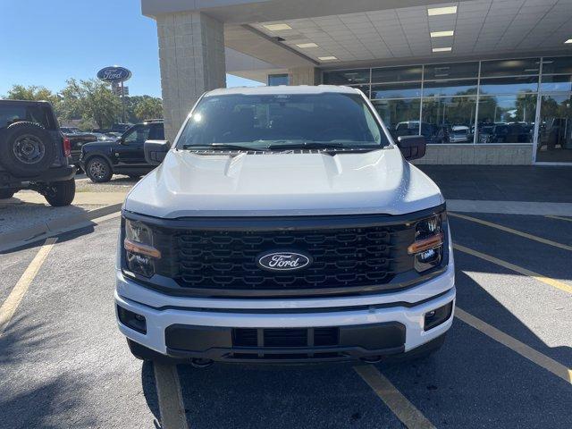 Photo of 2025 White Metallic Ford F-150