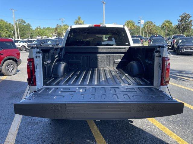 Photo of 2025 White Metallic Ford F-150
