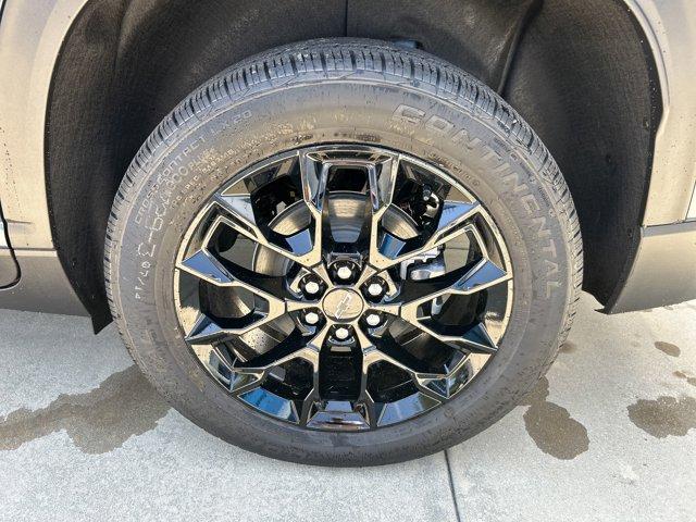 Photo of 2026 Lakeshore Blue Metallic Chevrolet Traverse
