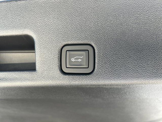 Photo of 2026 Lakeshore Blue Metallic Chevrolet Traverse