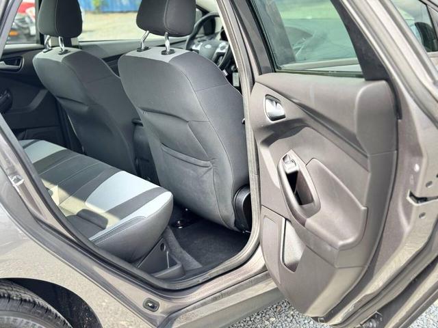 Photo of 2012 Gray Ford Focus