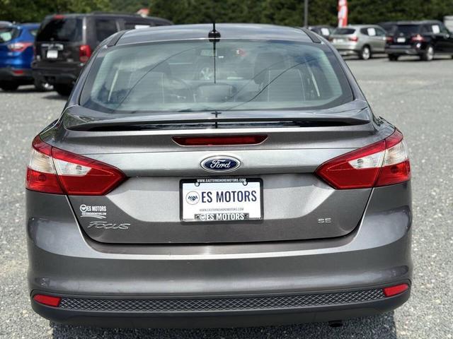Photo of 2012 Gray Ford Focus