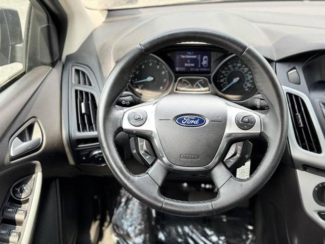 Photo of 2012 Gray Ford Focus