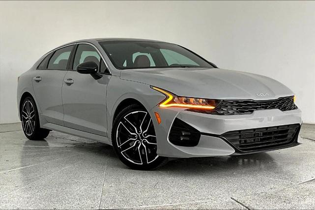 Photo of 2024 Wolf Gray Kia K5