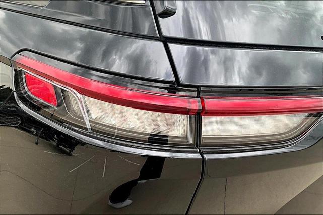 Photo of 2022 Diamond Black Jeep Grand Cherokee